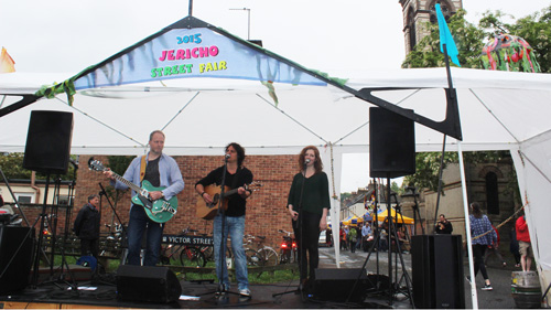 Xogara playing on the Bookbinders stage