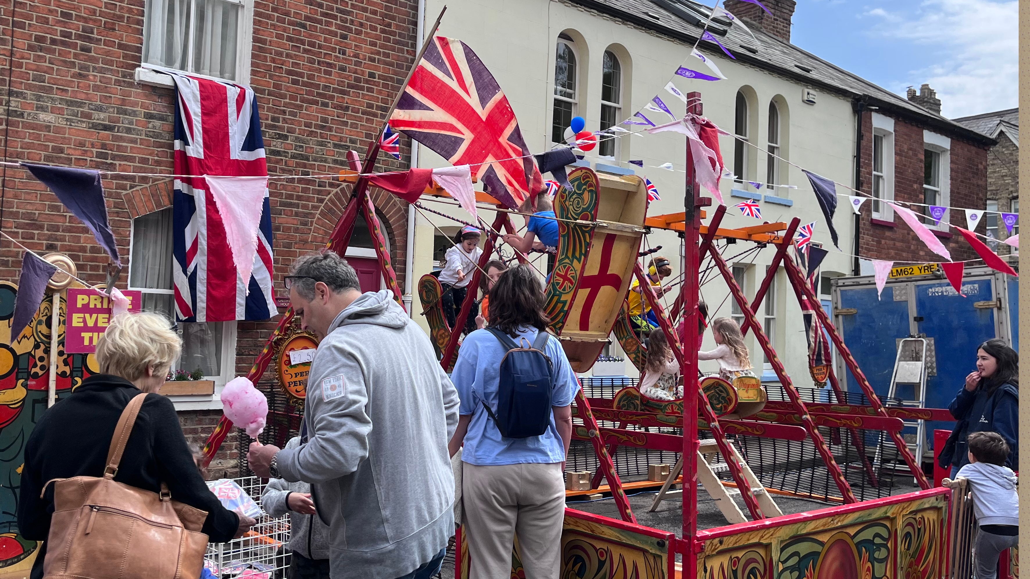 <p>No fair is complete without candy floss</p>